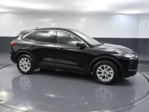 Used 2024 Ford Escape Active AWD/4WD image 4