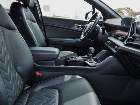 Certified 2025 Kia Sportage X-Pro AWD/4WD image 17