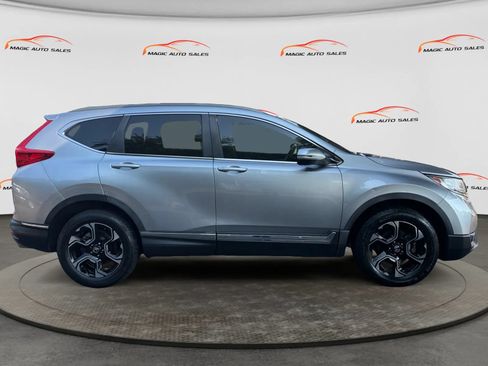 Used 2019 Honda CR-V Touring image 6