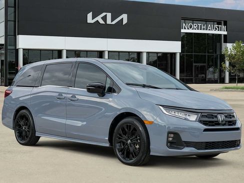 Used 2026 Honda Odyssey Sport-L image 6