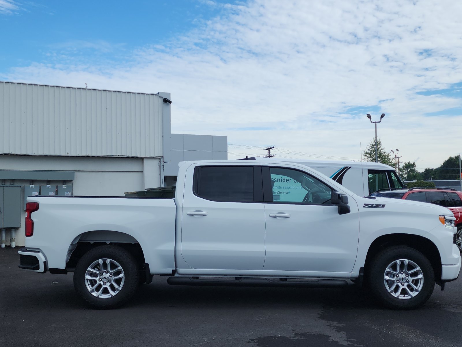 New 2026 Chevrolet Silverado 1500 RST w/ Z71 Off-Road Package AWD/4WD image 5