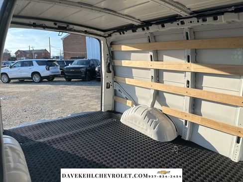 Used 2024 GMC Savana 2500 w/ Driver Convenience Package image 30