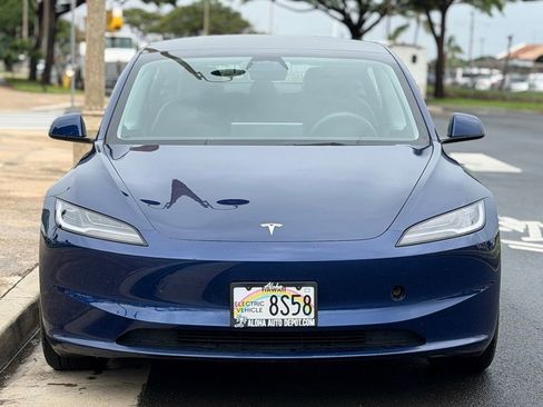 Used 2024 Tesla Model 3 Standard Range image 6