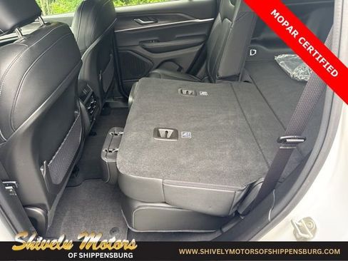 Used 2024 Jeep Grand Cherokee Limited w/ Trailer Tow Package image 29