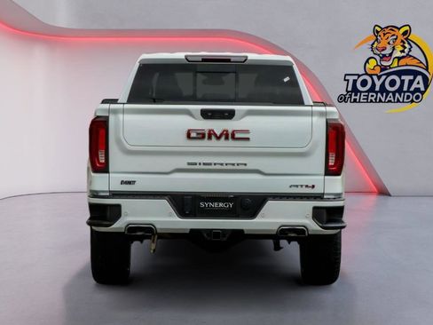 Used 2024 GMC Sierra 1500 AT4 w/ AT4 Preferred Package AWD/4WD image 6