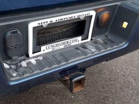 Used 2019 Chevrolet Silverado 1500 LT w/ All Star Edition image 10