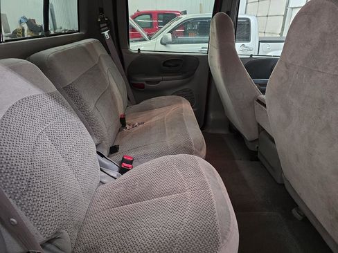 Used 2001 Ford F150 XLT image 28