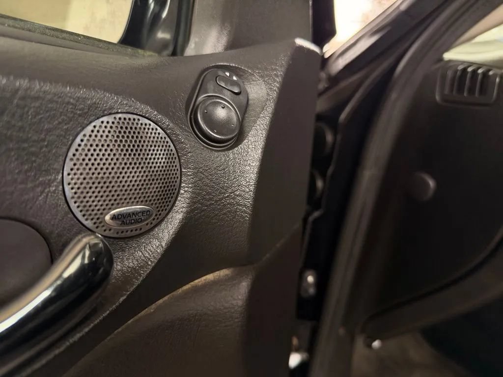 Used 2001 Saturn L-Series L200 FWD image 36