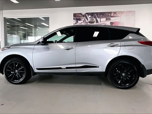 Used 2025 Acura RDX SH-AWD image 3