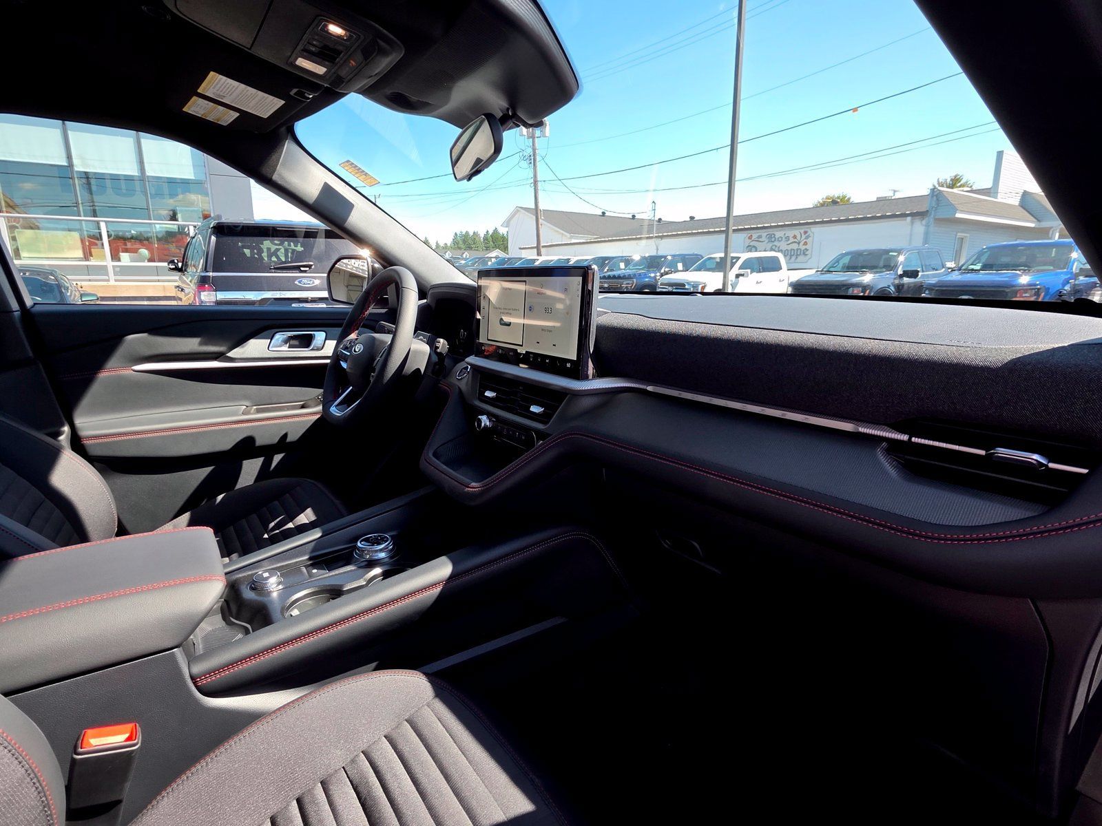 New 2027 Ford Explorer ST-Line AWD/4WD image 27