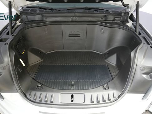 Used 2024 Ford F150 Lightning Flash image 19