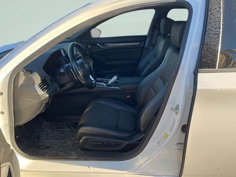 Used 2020 Honda Accord Sport image 8
