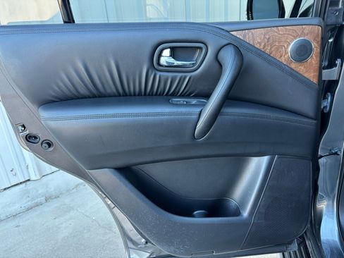 Used 2023 Nissan Armada SL image 28