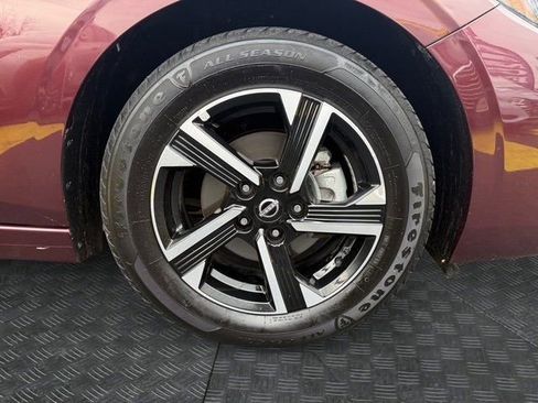 Used 2024 Nissan Sentra SV image 8