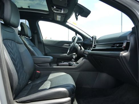 Used 2025 Kia Sportage X-Pro Prestige AWD/4WD image 13