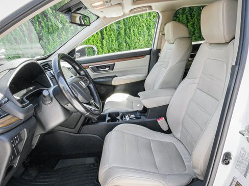 Used 2018 Honda CR-V Touring image 7