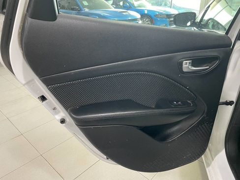 Used 2015 Dodge Dart SE image 16