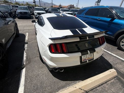 Used 2020 Ford Mustang Shelby GT350 w/ Technology Package RWD image 7