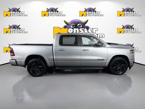 Used 2022 RAM 1500 Laramie w/ Night Edition AWD/4WD image 4