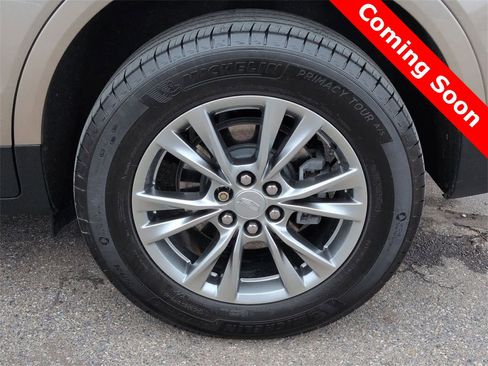 Used 2023 Cadillac XT5 Premium Luxury image 13