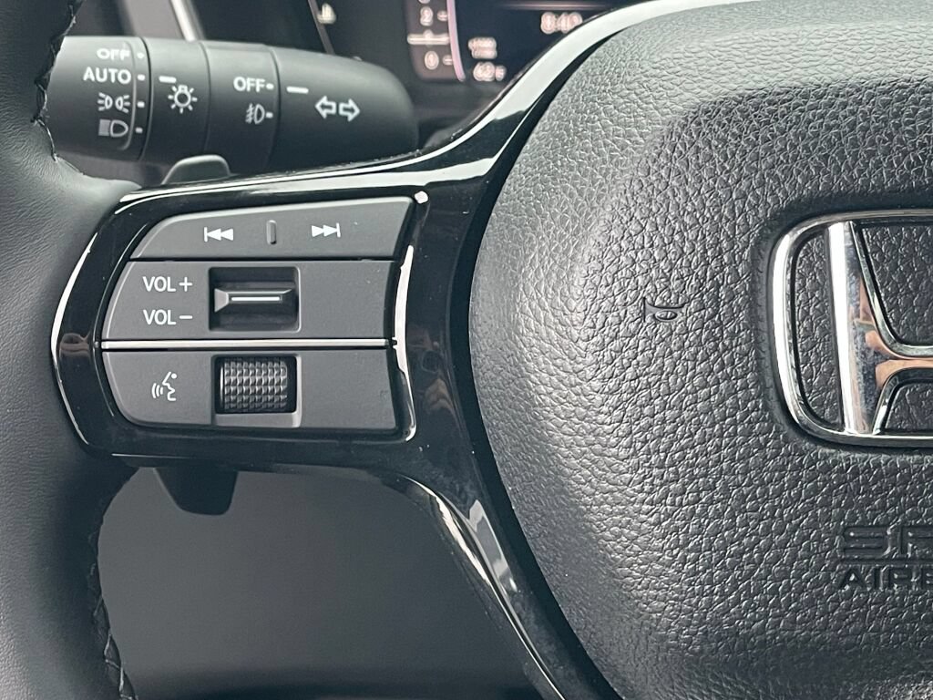 New 2026 Honda Pilot Touring image 17