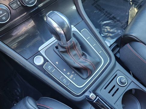 Used 2017 Volkswagen GTI Autobahn image 10