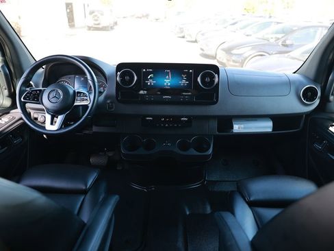 Used 2022 Mercedes-Benz Sprinter 144 Cargo image 26