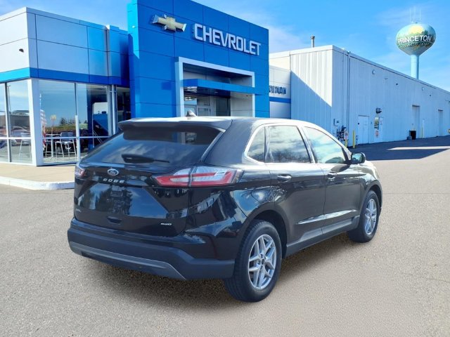 Used 2023 Ford Edge SEL AWD/4WD image 3