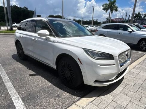 Used 2022 Lincoln Corsair Reserve w/ Equipment Group 201A AWD/4WD image 2