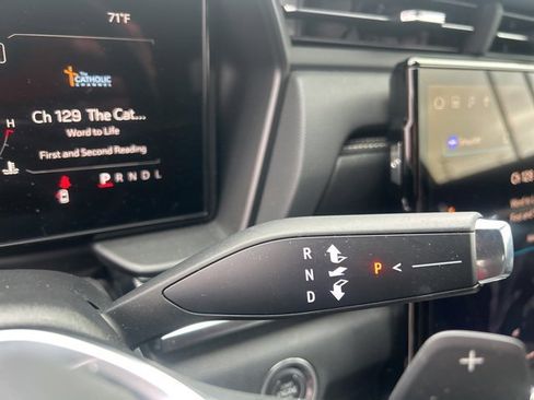 Used 2025 GMC Terrain Elevation image 25