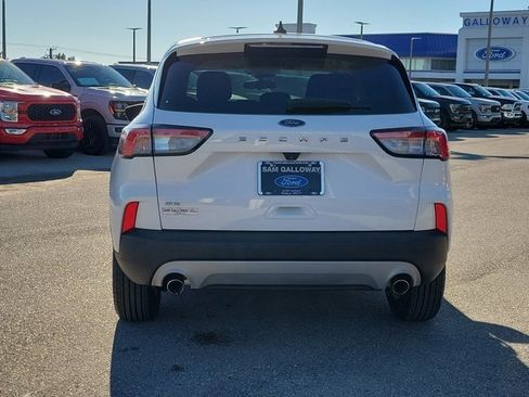 Certified 2022 Ford Escape SE w/ Convenience Package image 5