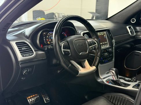 Used 2018 Jeep Grand Cherokee SRT AWD/4WD image 21