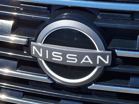 Used 2025 Nissan Rogue SV FWD image 35