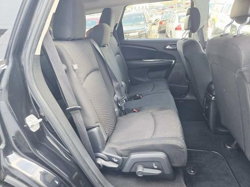 Used 2014 Dodge Journey SXT w/ Flexible Seating Group image 13
