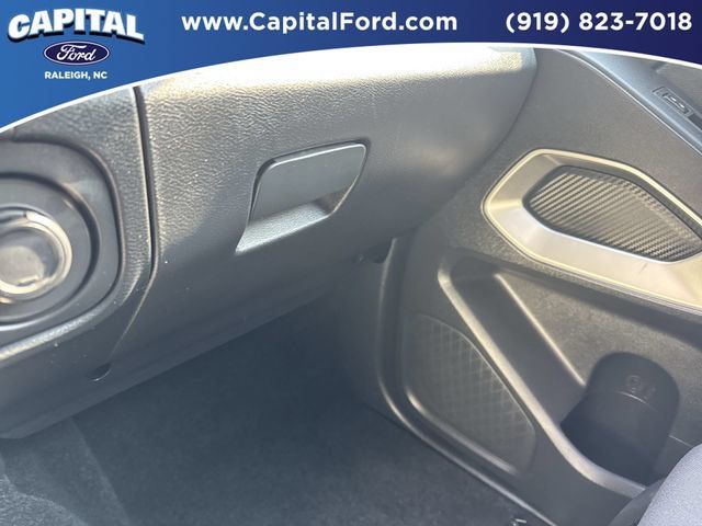 Used 2025 Nissan Frontier SV RWD image 27