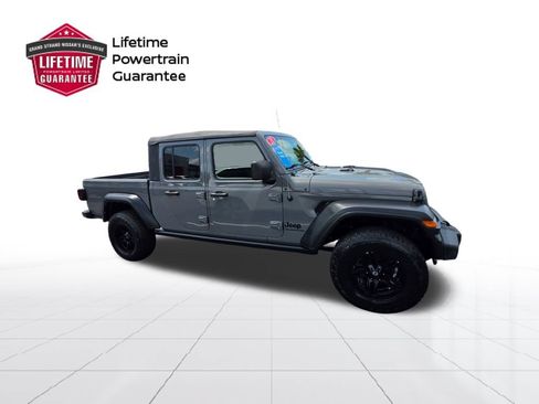 Used 2021 Jeep Gladiator Sport w/ Trailer Tow Package AWD/4WD image 6