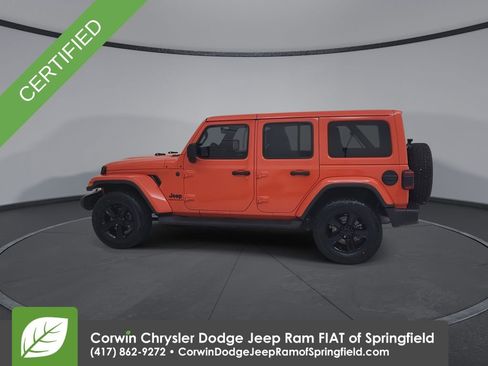 Used 2023 Jeep Wrangler Unlimited Sahara AWD/4WD image 15