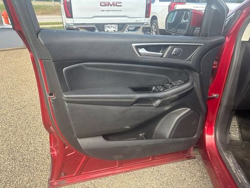 Used 2015 Ford Edge Titanium w/ Equipment Group 301A AWD/4WD image 23