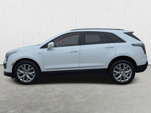 Used 2020 Cadillac XT5 Sportv w/ LPO, Floor Liner Package AWD/4WD image 8