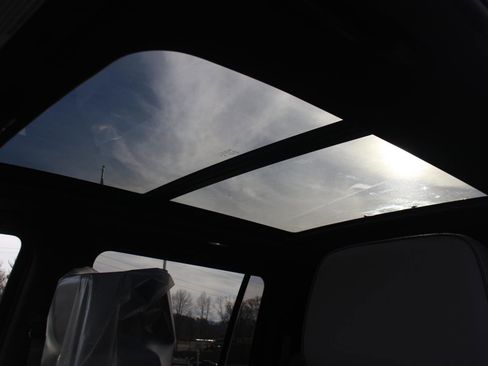 New 2026 GMC Yukon XL Elevation w/ Elevation Premium Package image 16