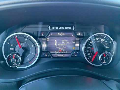 New 2026 RAM 3500 Big Horn AWD/4WD image 14