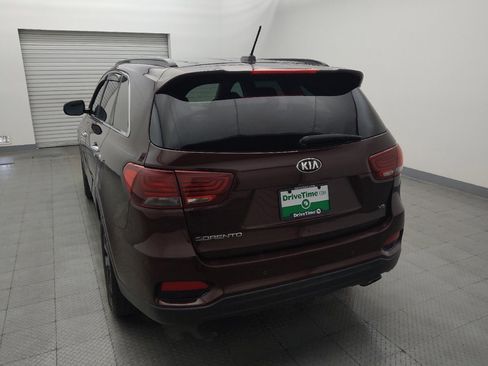 Used 2020 Kia Sorento S FWD image 6