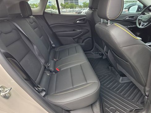Used 2026 Chevrolet Trax ACTIV w/ Sunroof Package FWD image 14