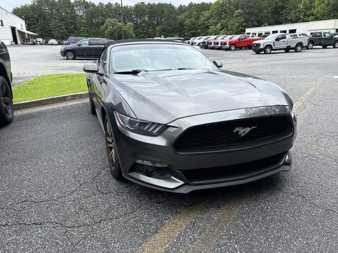 Used 2015 Ford Mustang Premium RWD image 3