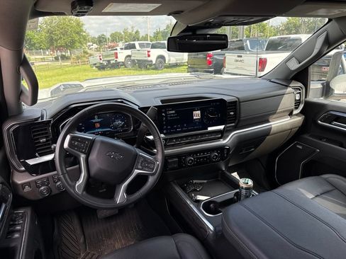 Used 2024 Chevrolet Silverado 2500 LTZ w/ LTZ Plus Package AWD/4WD image 12