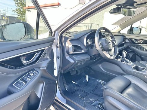 Used 2023 Subaru Outback Touring image 9