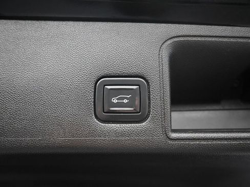 Used 2020 GMC Terrain SLE w/ Driver Convenience Package AWD/4WD image 26