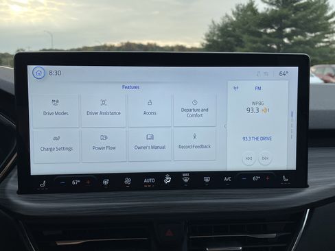 Used 2023 Ford Escape SE w/ PHEV Premium Package image 33