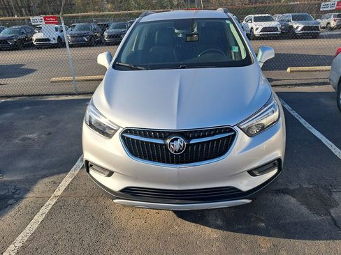 Used 2020 Buick Encore Preferred FWD image 5