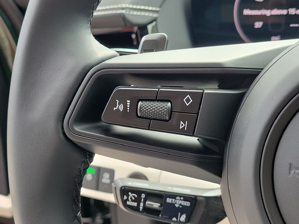 New 2026 Porsche Panamera 4 AWD/4WD image 34